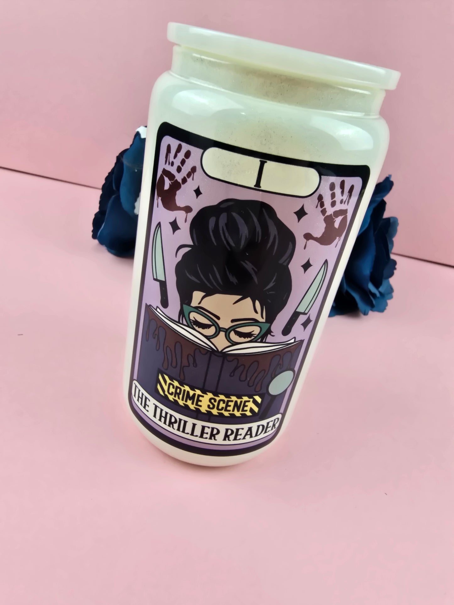 Glass Can - The Thriller Reader GLITTER Glass Tumbler  - Bookish Gift  - Reader