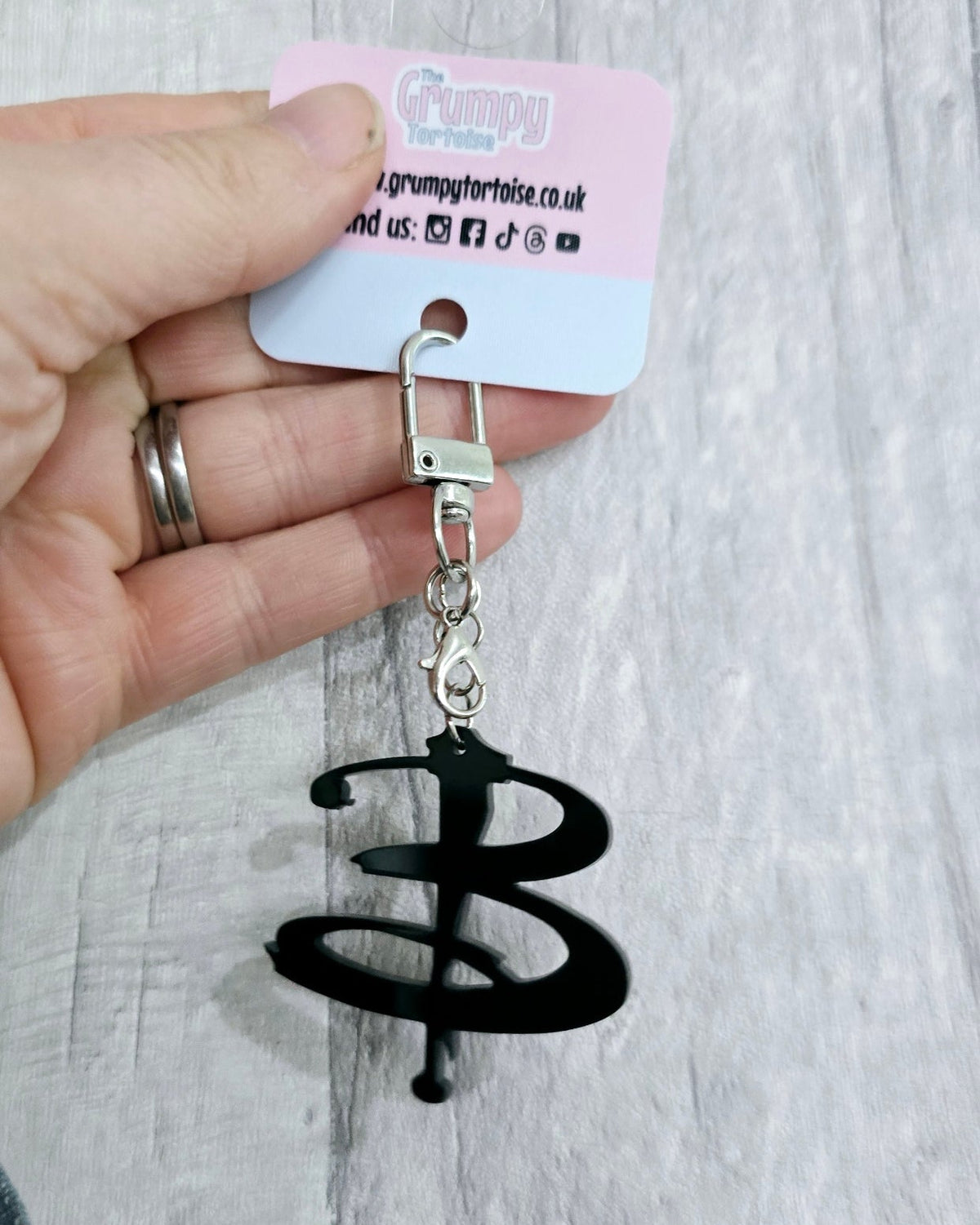 Acrylic Keyring - Buffy 'B' Keyring - Fandom - Gift